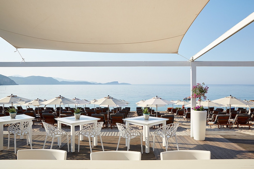 Lichnos Beach Hotel & Bungalows 34/50