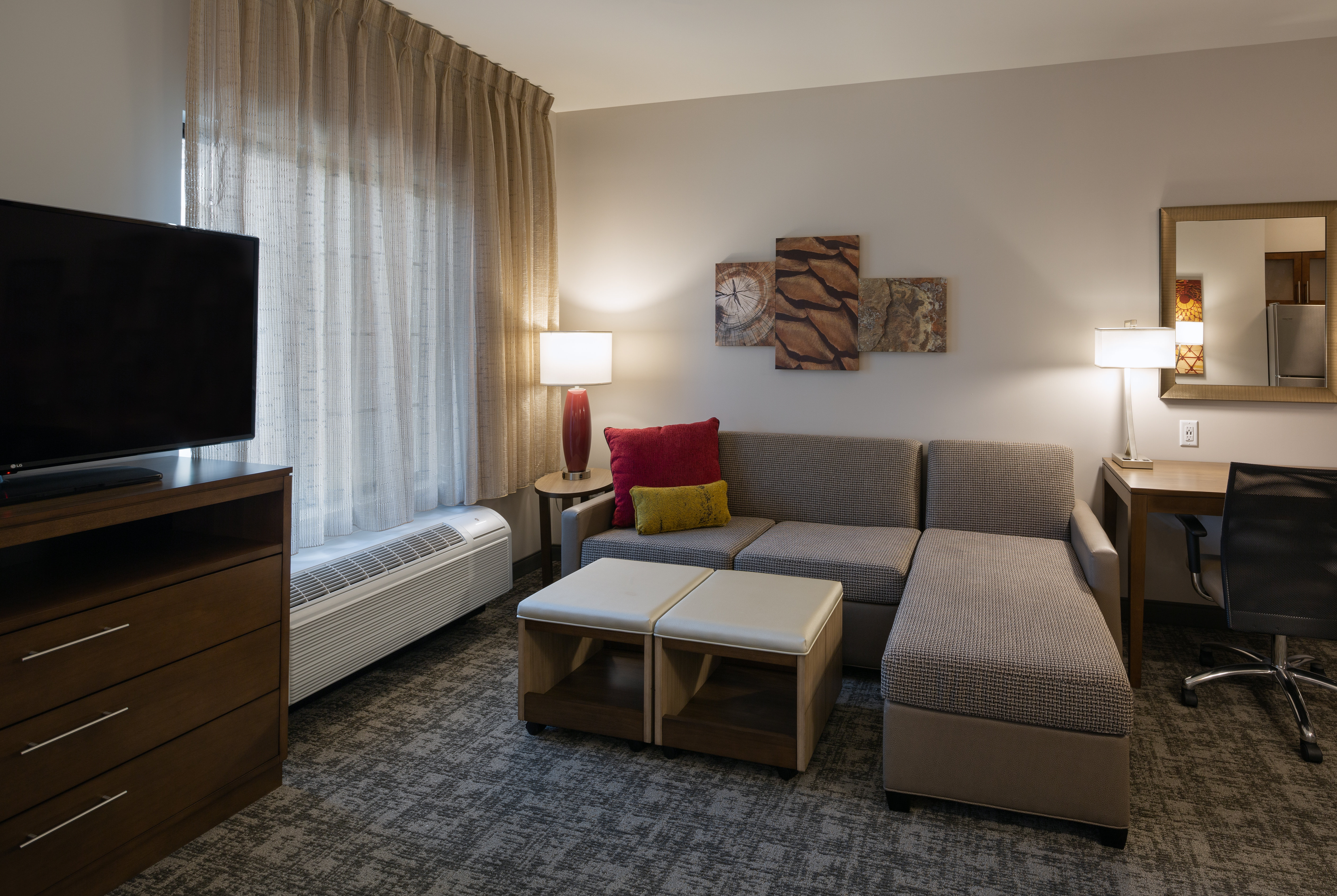 Studio, Suite, Queen Bed, Accessible
