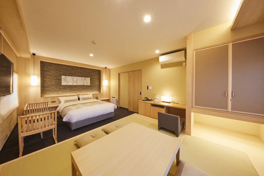 Rinn Shirakawa South 10/50