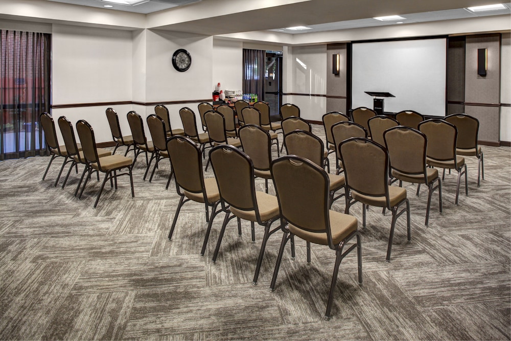 Hyatt Place Atlanta Buckhead 47/52