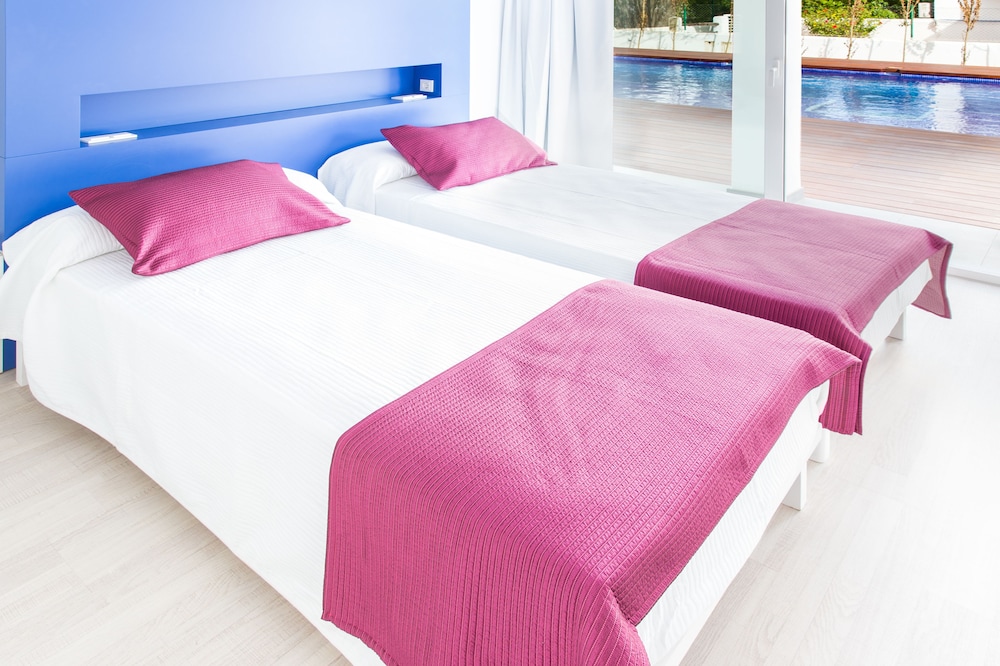 Swim Up, Premium, Apartment, Twin Beds, Trundle Bed, Private Pool