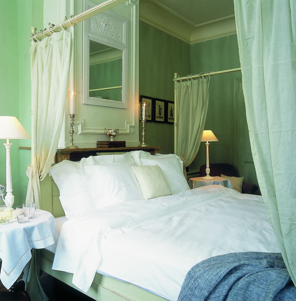 Hotel Recour 9/50