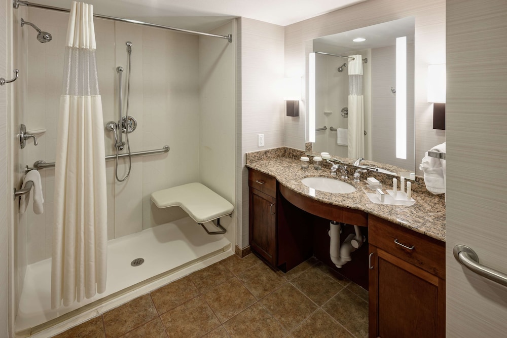 Homewood Suites by Hilton Denton 14/50