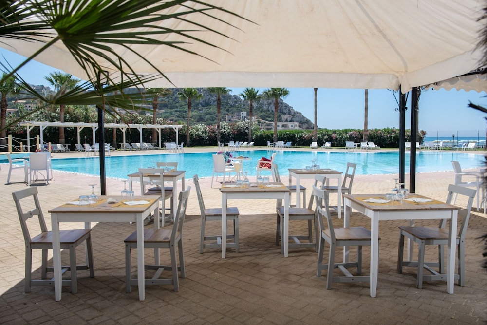 Hotel Baia d'Oro 34/55