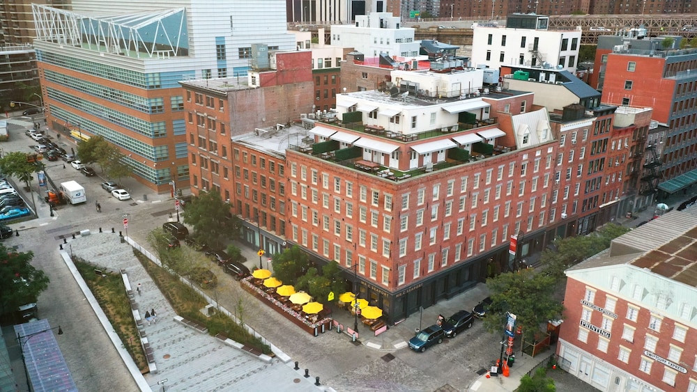 33 Hotel, New York City, Seaport 44/46