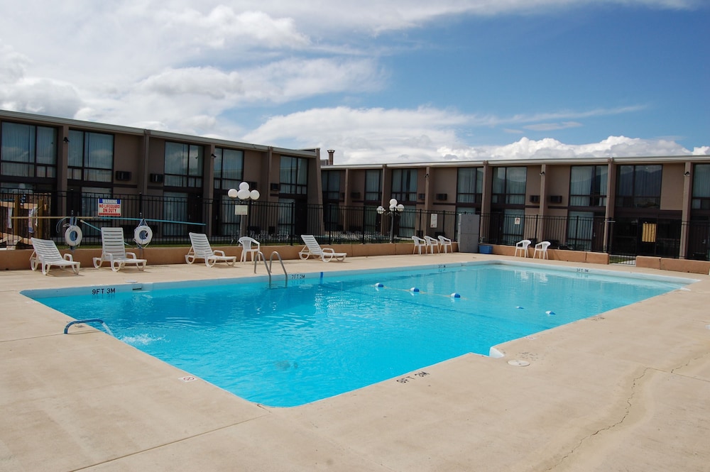 Quality Inn Taos 1/41