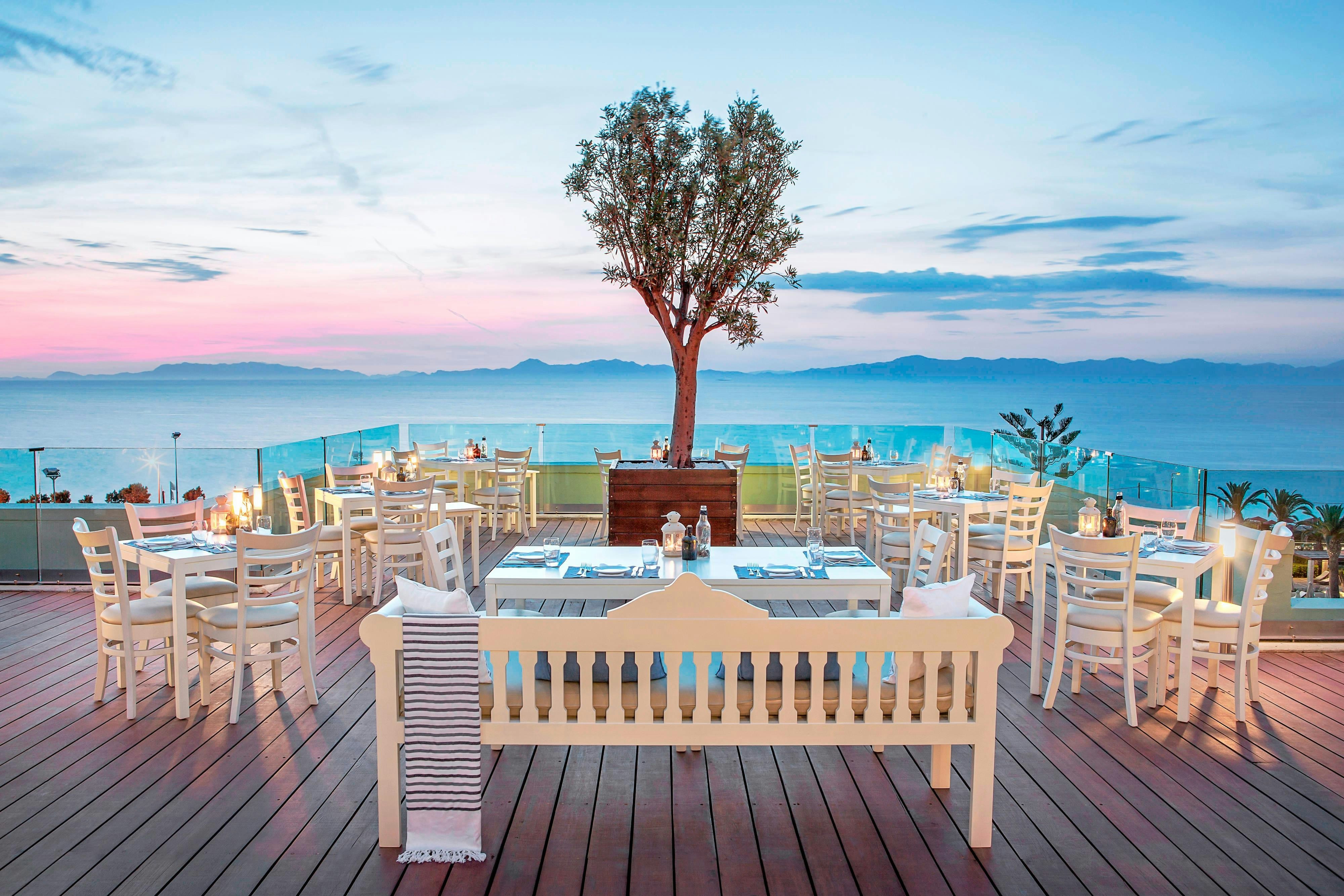 Sheraton Rhodes Resort 48/64
