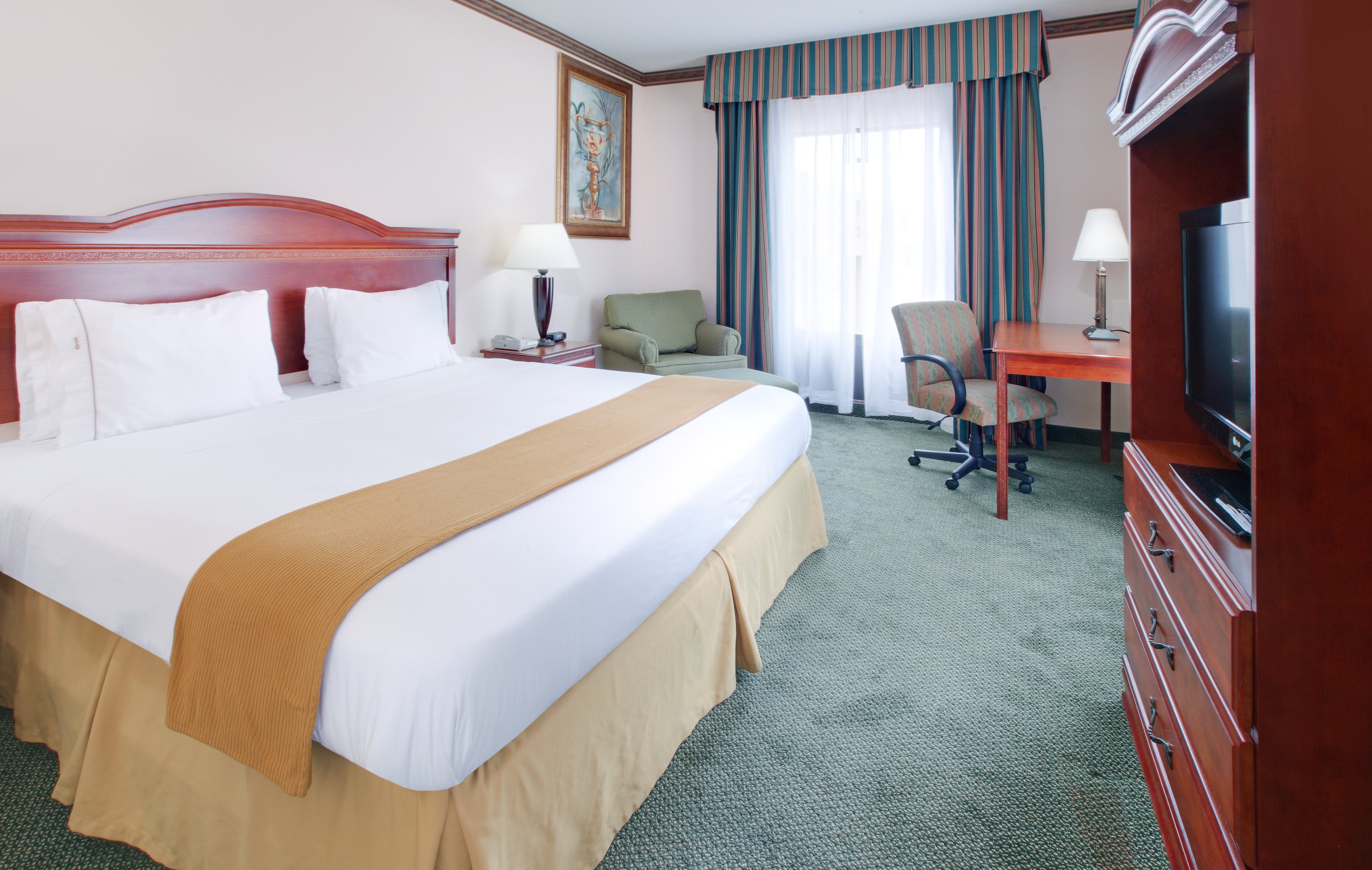 Holiday Inn Express Hotel And Suites Cleveland 16/35
