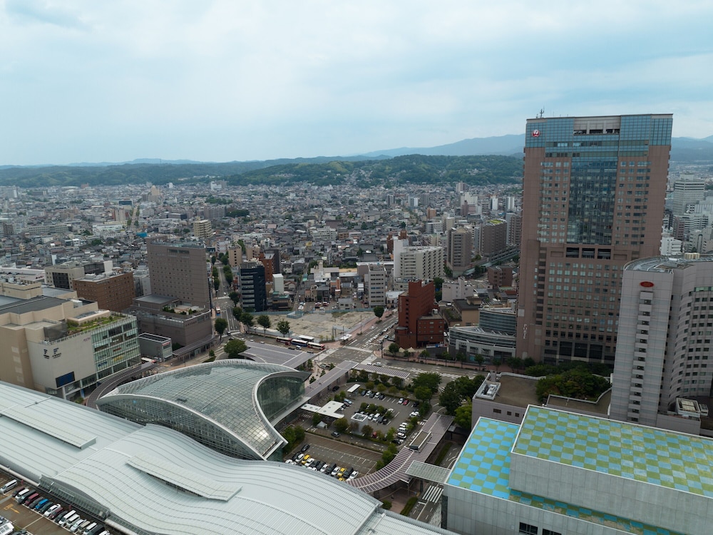 APA Hotel Kanazawa-Ekimae 67/68