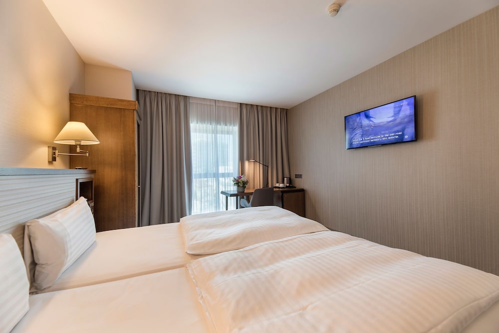 SUPERIOR, TWIN BEDS