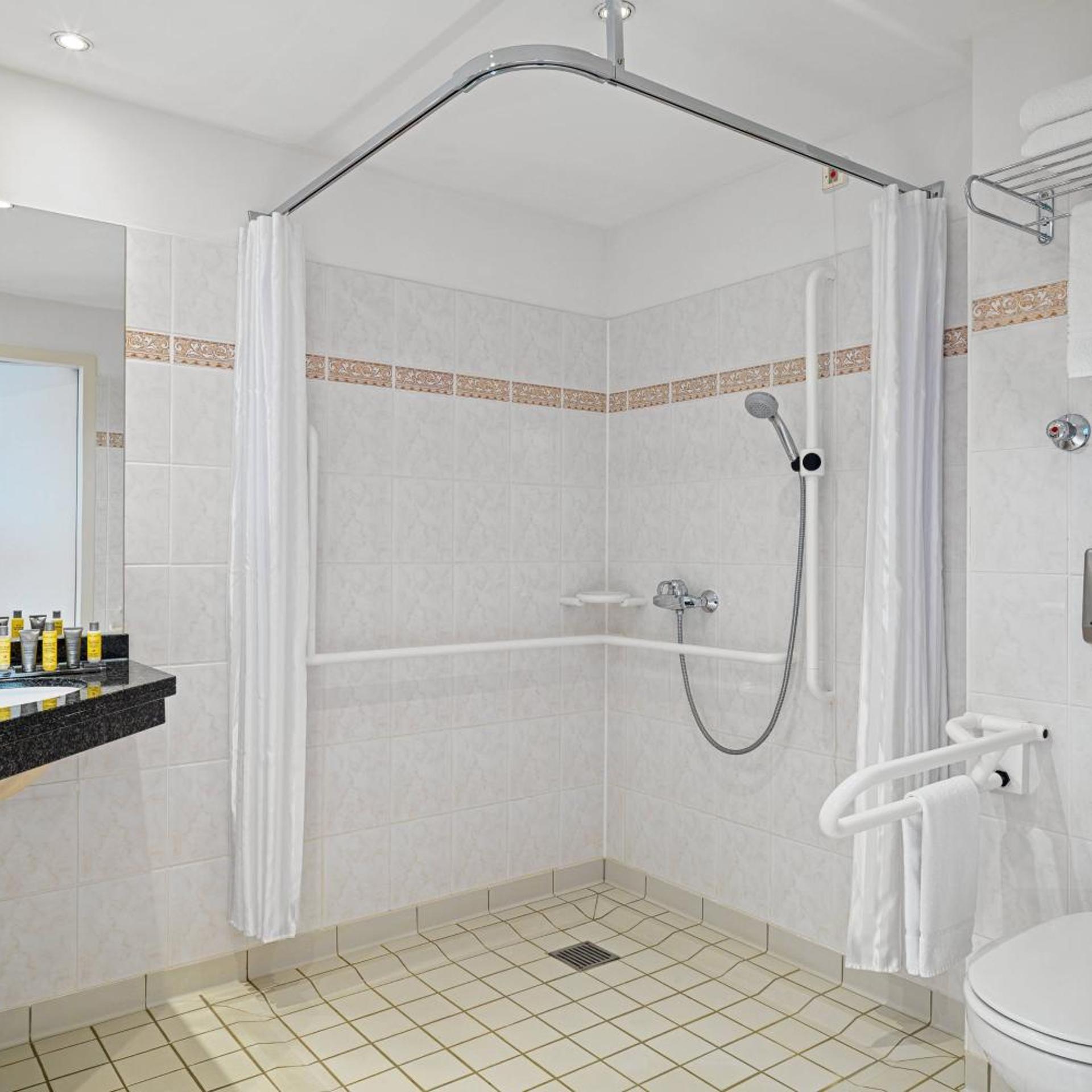 غرفة بسرير كينج، Leipzig Marriott Hotel 4/6