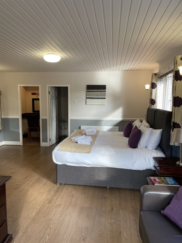 The Claymore Guest House 13/51
