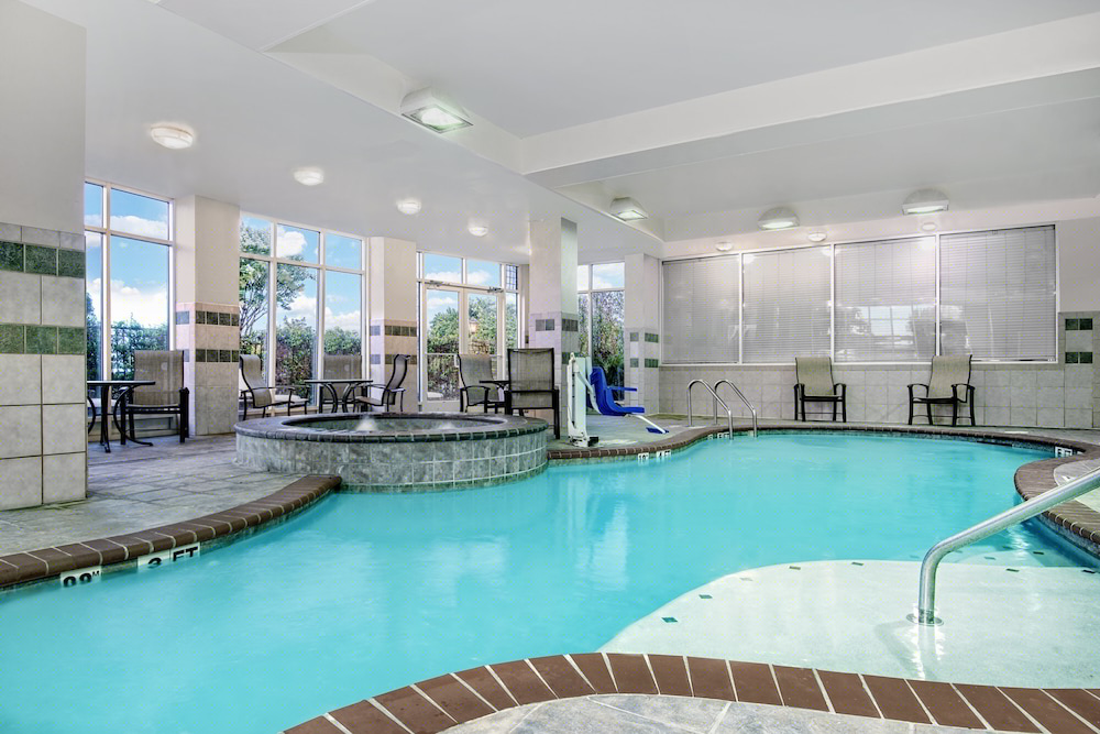 Holiday Inn Hotel & Suites College Station-Aggieland 32/69