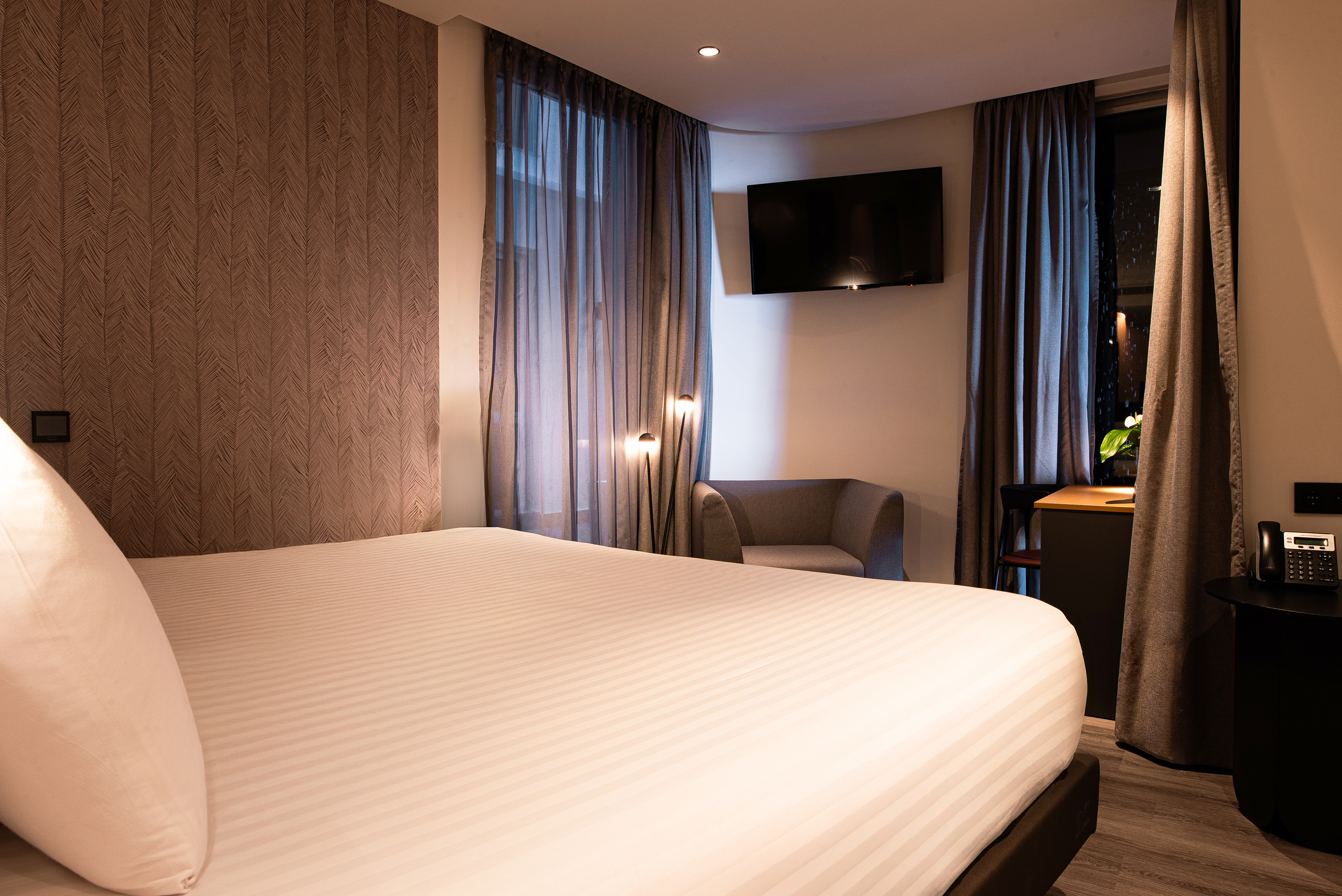 Standard, Single, Double Bed