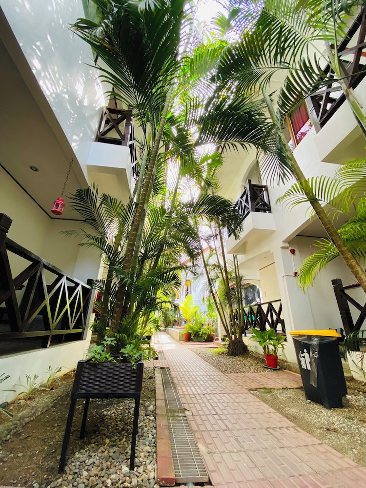 NIRVANA BEACH RESORT 42/50