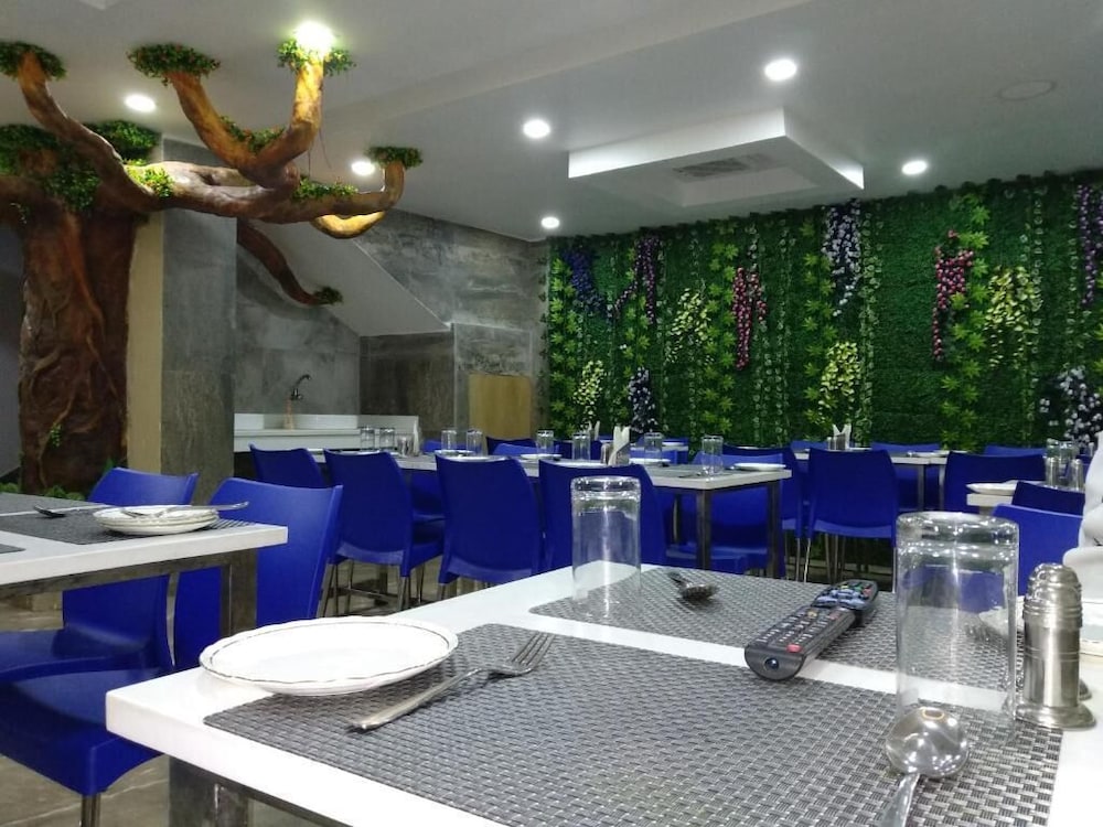 Hotel Shreemoyee Inn 39/48