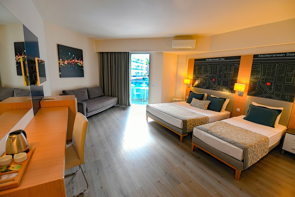 Avena Resort and Spa Hotel 47/68