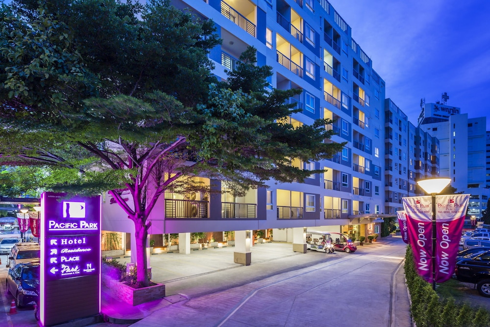 Pacific Park Hotel And Residence 4/64