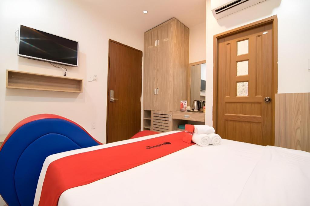 Cozrum - Love Hotel Tran Binh Trong 27/54