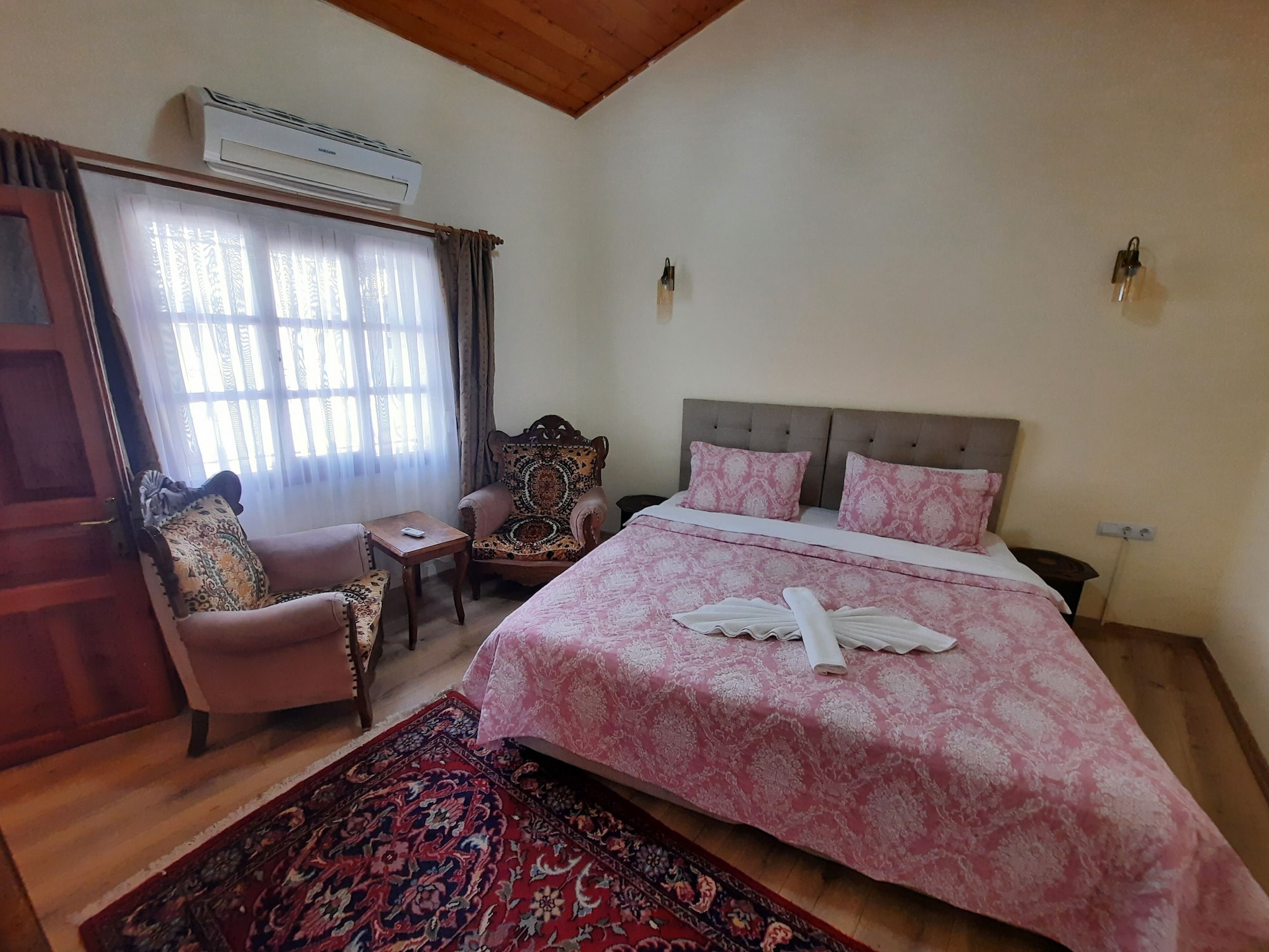 1 BEDROOM, LUXURY, DOUBLE BED