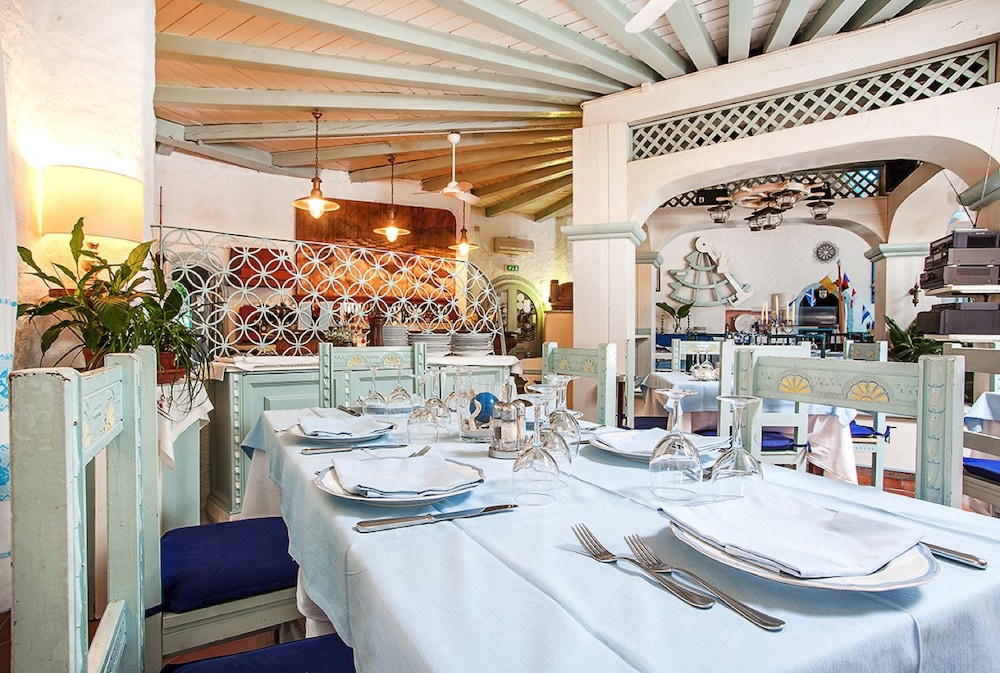 Stefania Hotel 77/87