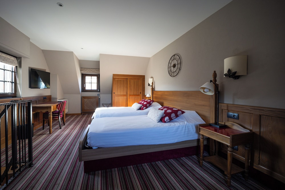 Hotel Arnold 16/48