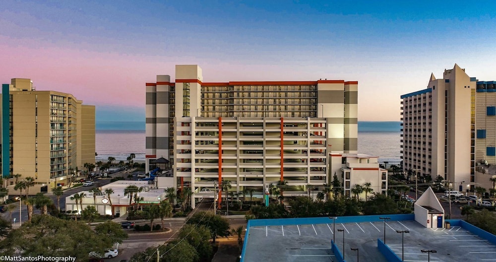 Grande Cayman Resort 9/74