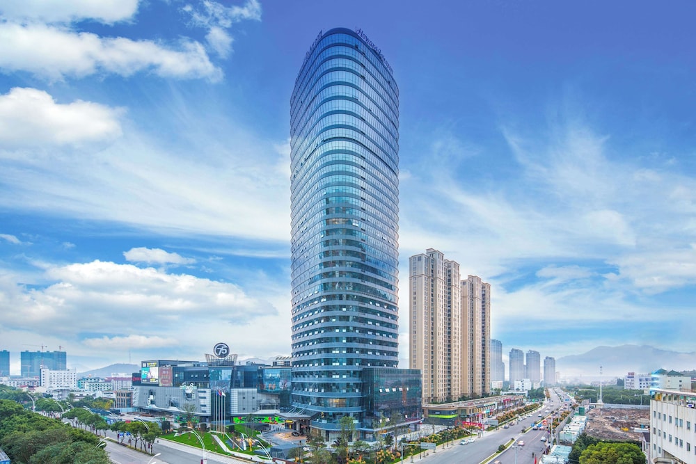 Howard Johnson Plaza By Wyndham Ningbo 42/50