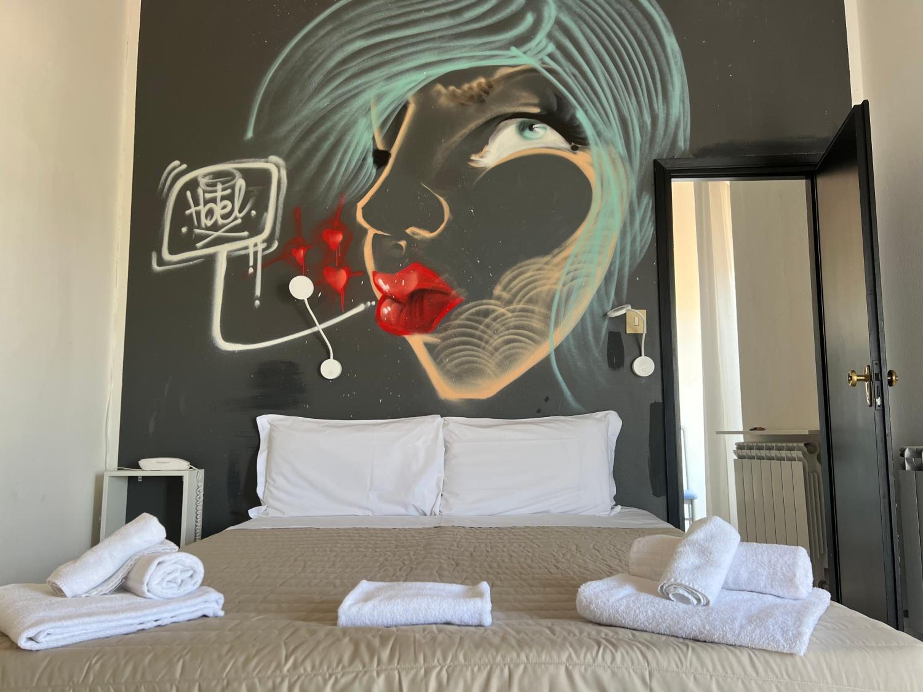 Economy, Double Bed
