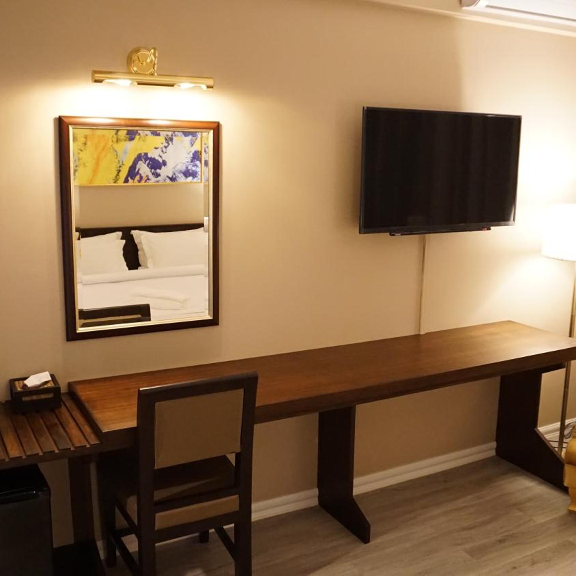 Taris Art Hotel Phrae 93/96
