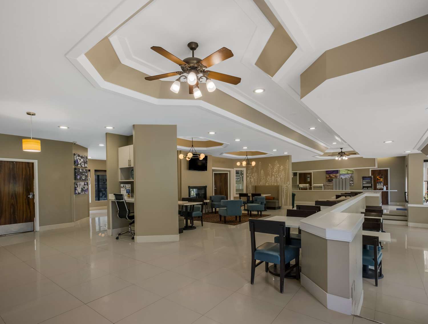 MainStay Suites Savannah Midtown 15/40