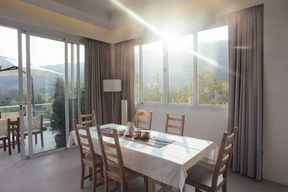The Peak Residence 13/21