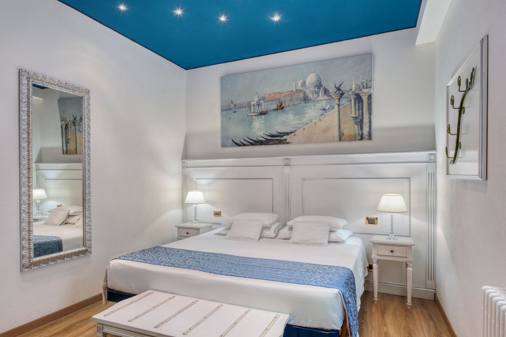 Standard, Double Bed, Al Piave 6/8