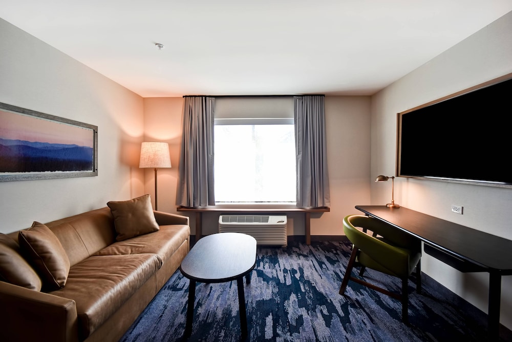 Fairfield Inn & Suites By Marriott Plymouth 42/54