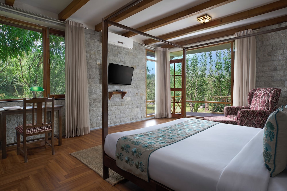 Larisa Resort Manali 23/114
