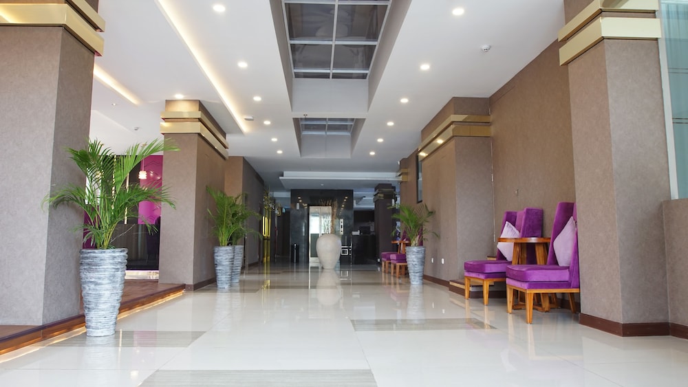 Horison Inn Alaska Simpang Lima Semarang 2/49