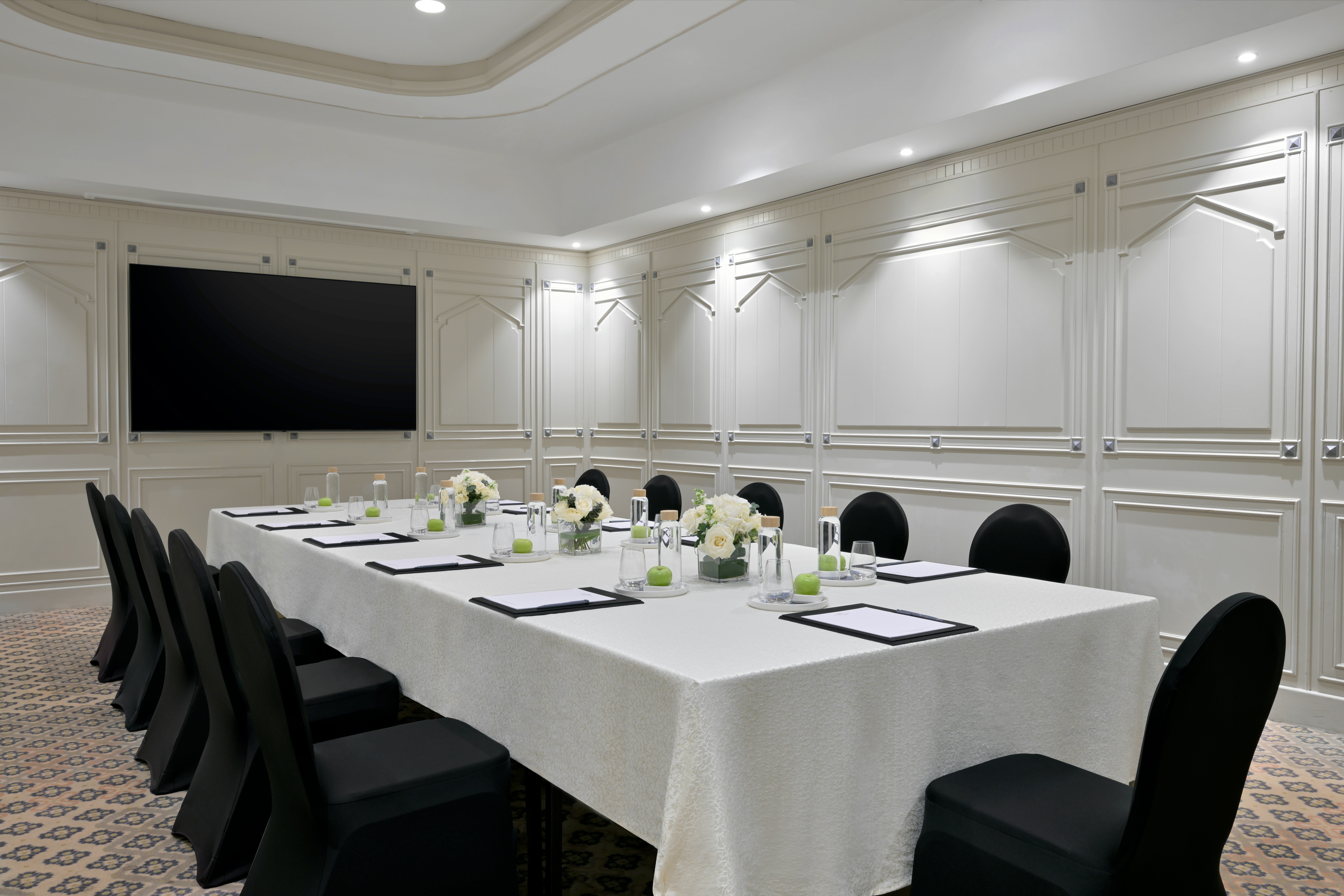 Crowne Plaza Muscat 59/72