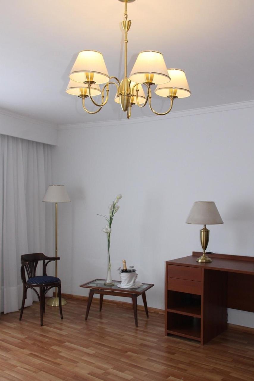Hostal Del Sol 40/55