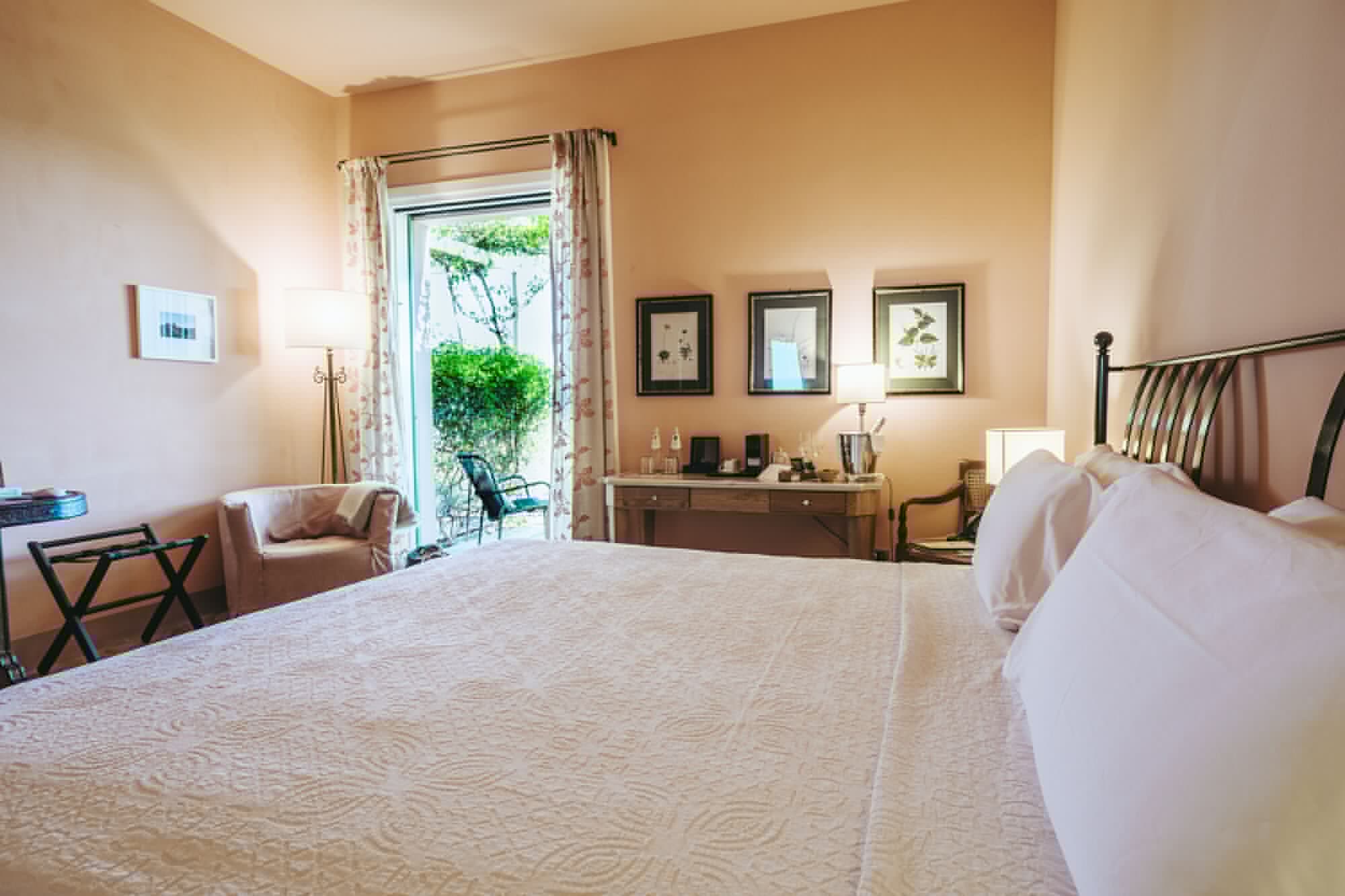 جناح جونيور بسرير كينج بشرفة، La Foresteria Planeta Estate 4/9