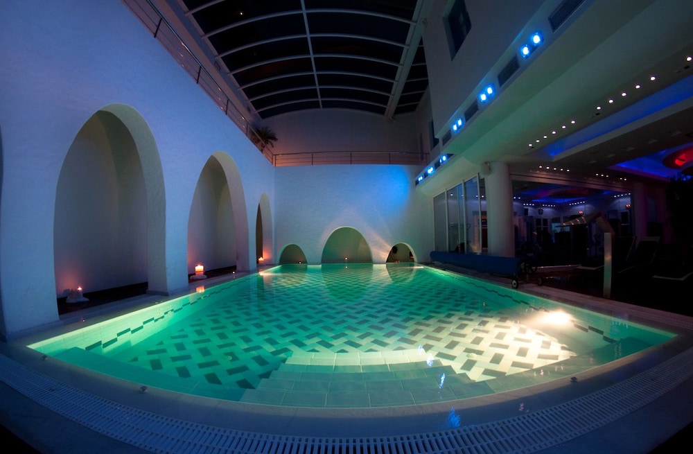 Aegialis Hotel And Spa 64/74