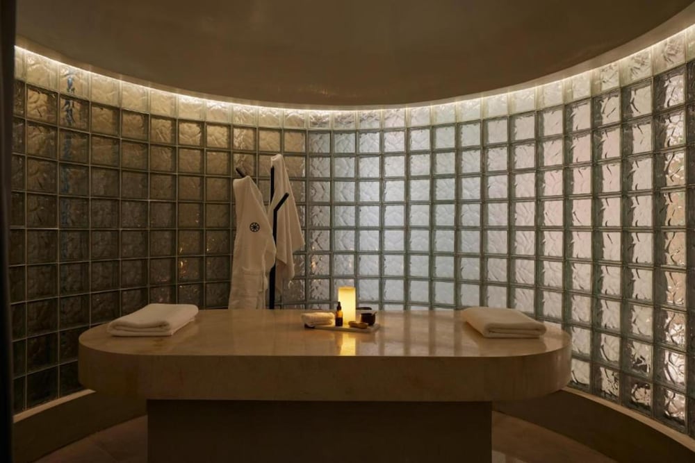 Wellcomm Spa & Hotel 49/50