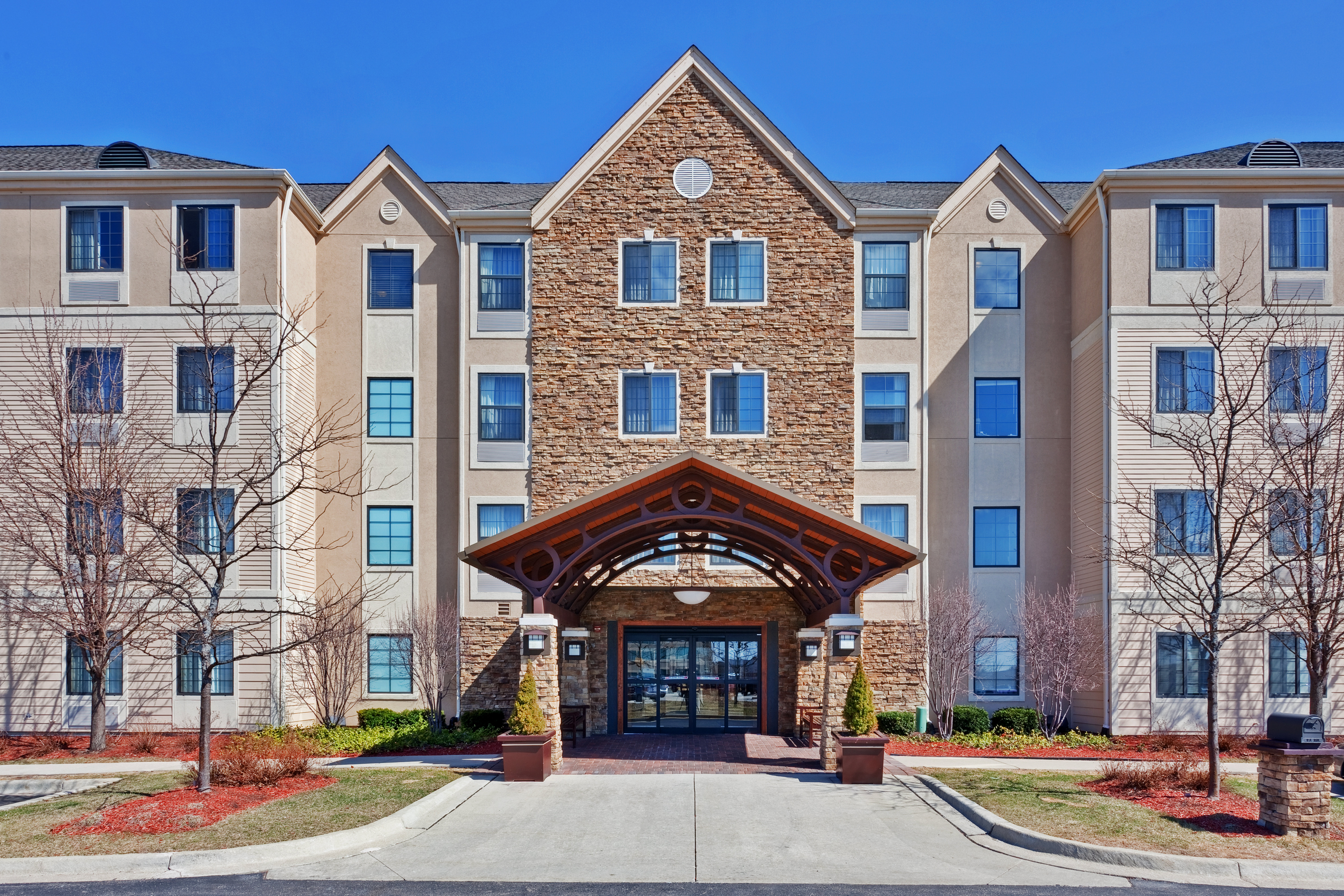 Staybridge Suites Chicago Glenview 49/58