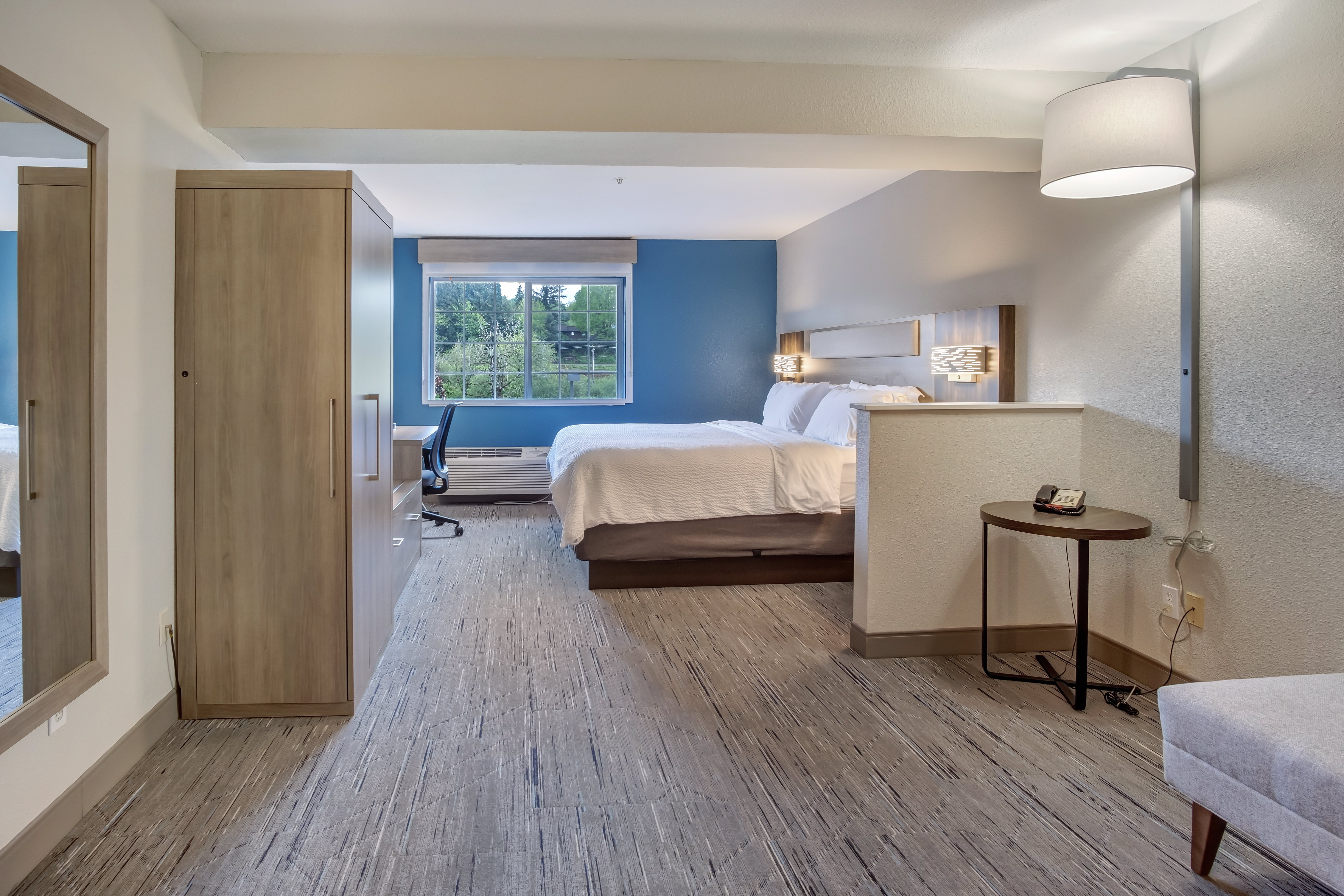 Holiday Inn Express Portland East - Troutdale 30/78
