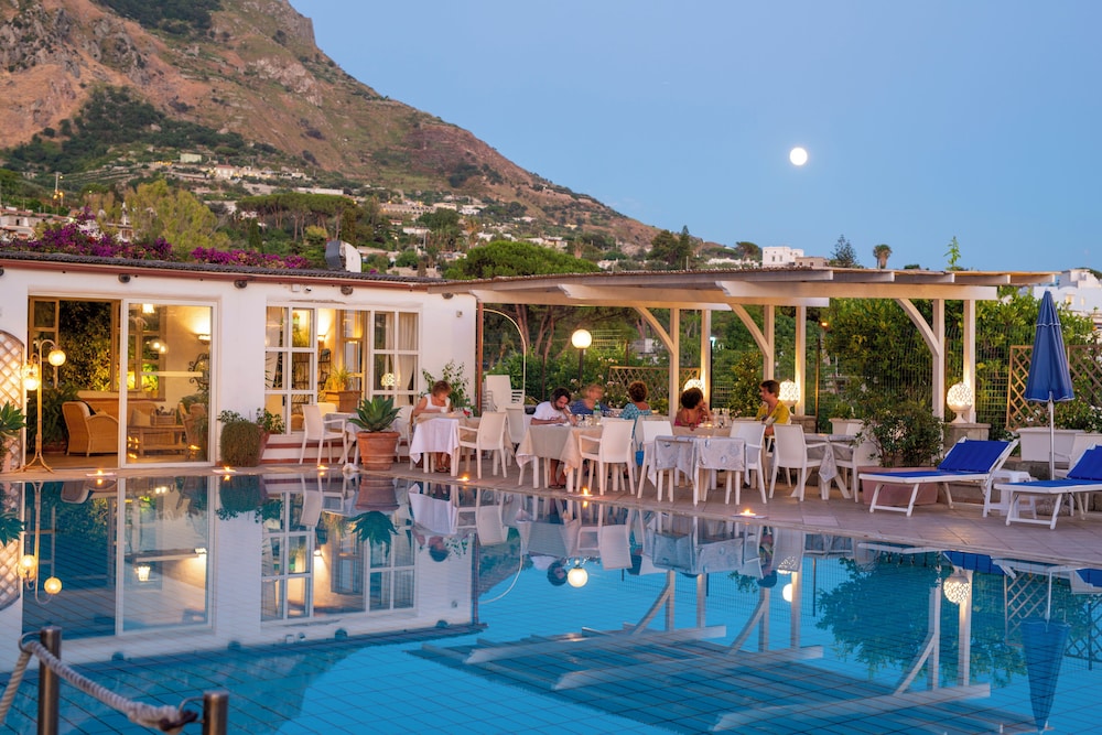 Hotel Villa Melodie - Adults Only 5/50
