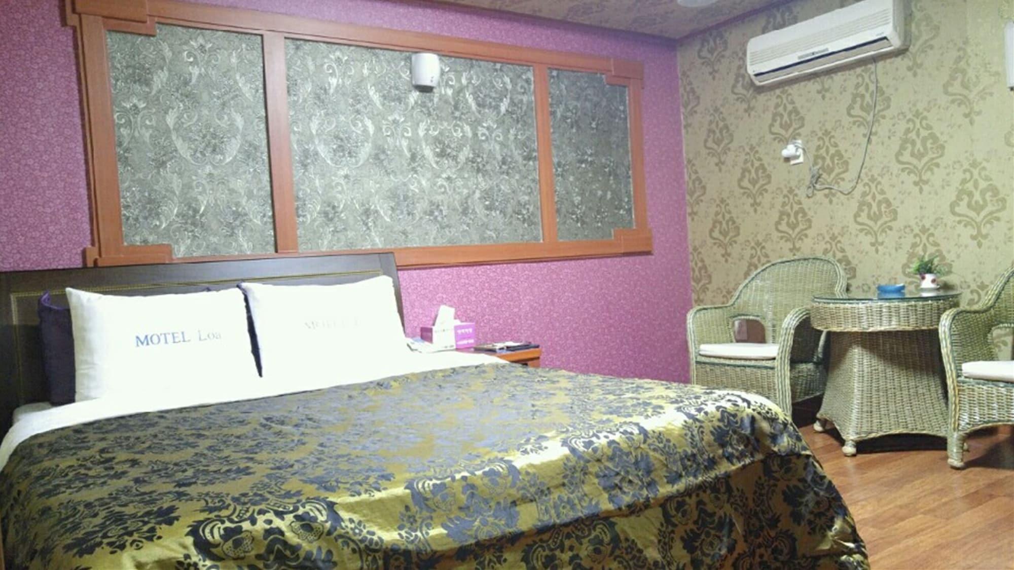 Loa Hotel 11/16