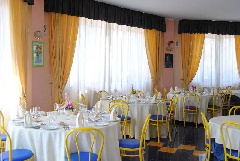 Club Esse Aquilia Beach Village 31/52