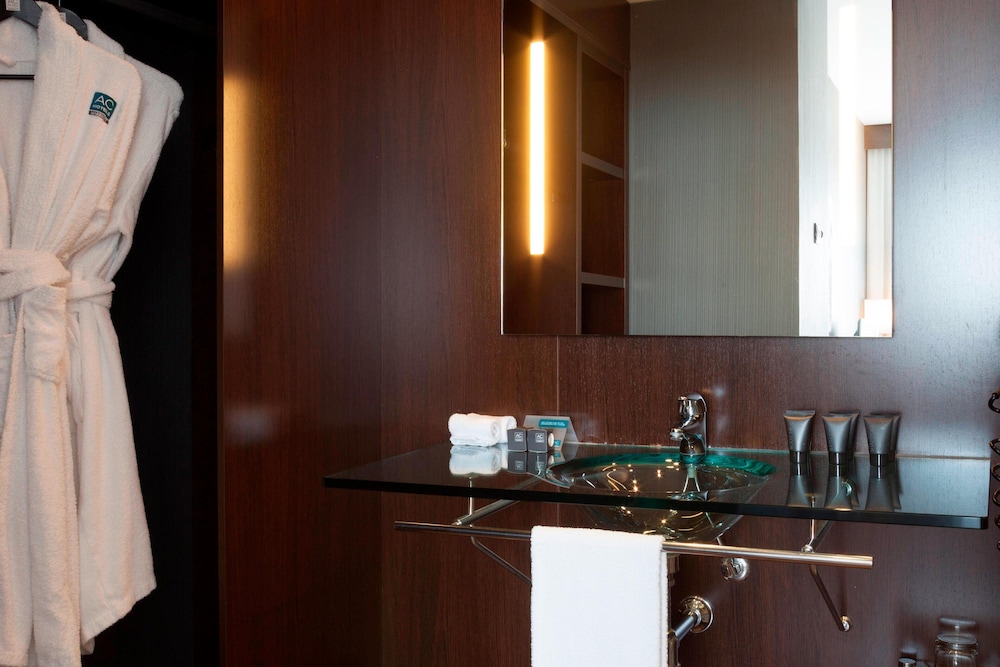 Ac Hotel Vicenza By Marriott 18/28