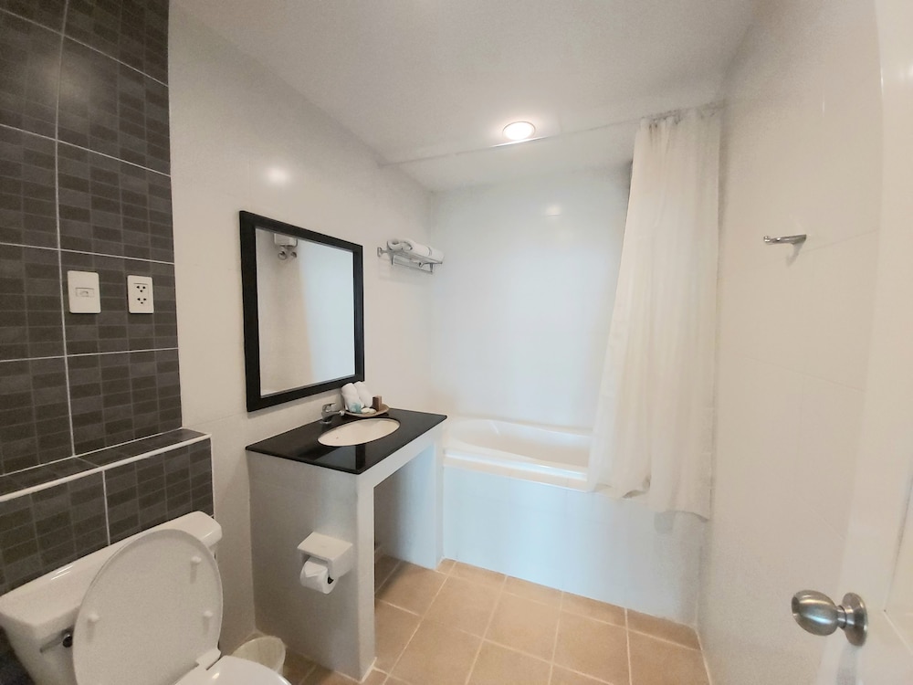 AMPO RESIDENCE 20/43