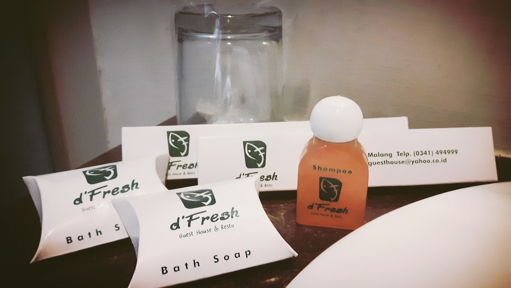 D'Fresh Guest House & Resto 15/22