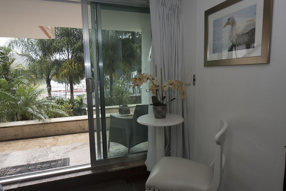Colombe Hotel Boutique 33/76